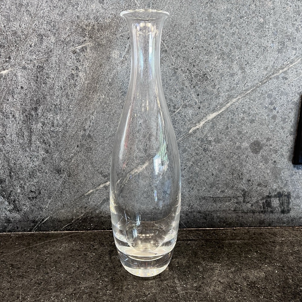Kate Spade 13" Tall wine decanter crystal, Vase, Signed. EUC‎